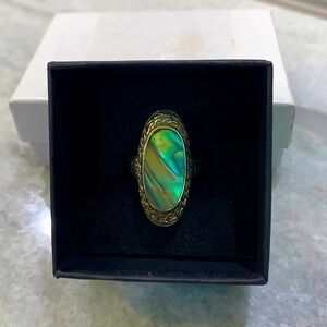 Sz 7.5 huge abalone and sterling vintage ring